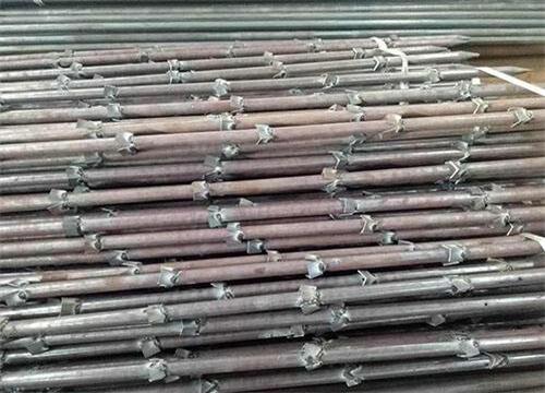 界首隧道钢花管